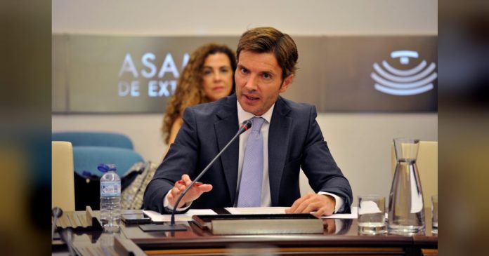 Educacion asegura que no se cerrara ningun colegio en Extremadura