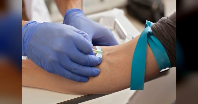 El Banco de Sangre de Extremadura programa el calendario de donaciones de octubre para disponer de reservas de sangre