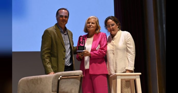 Escribidores 2026 clausura su primera edición en Cáceres con el Premio a la Trayectoria a Carme Riera