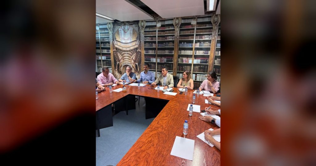 La Consejería de Educación pone en marcha la Mesa de Transporte Escolar