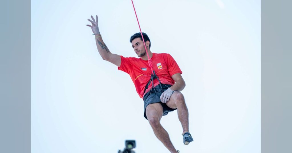 La Junta de Extremadura concede el Premio Extremadura del Deporte 2025 al escalador Alberto Ginés López