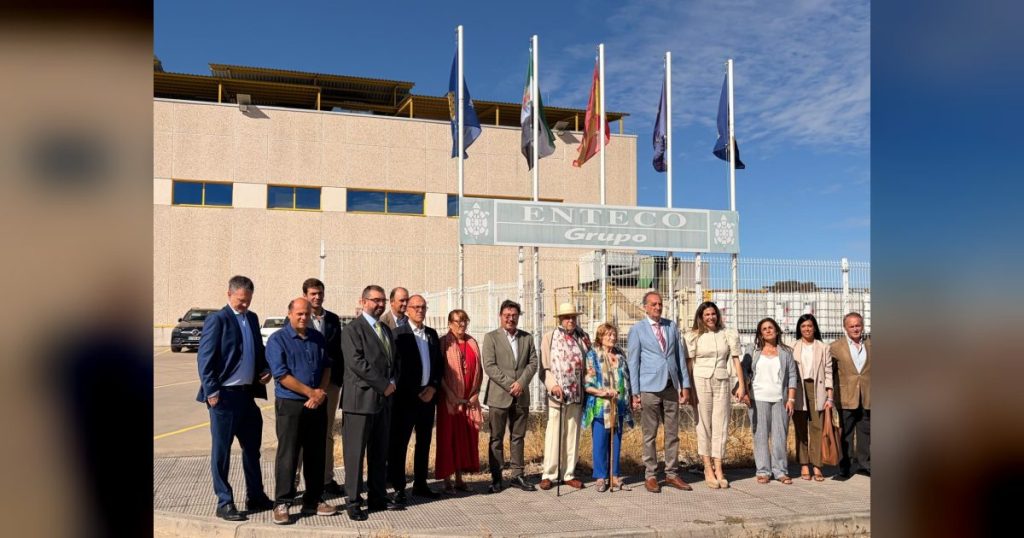 La Junta destaca el crecimiento de ENTECO como ejemplo de la industria extremeña innovadora, competitiva y abierta a los mercados internacionales