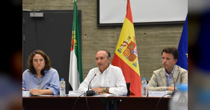 La Junta destaca el papel de la lectura como herramienta de cohesión social en la reunión del Consejo Asesor del Plan de Fomento de la Lectura
