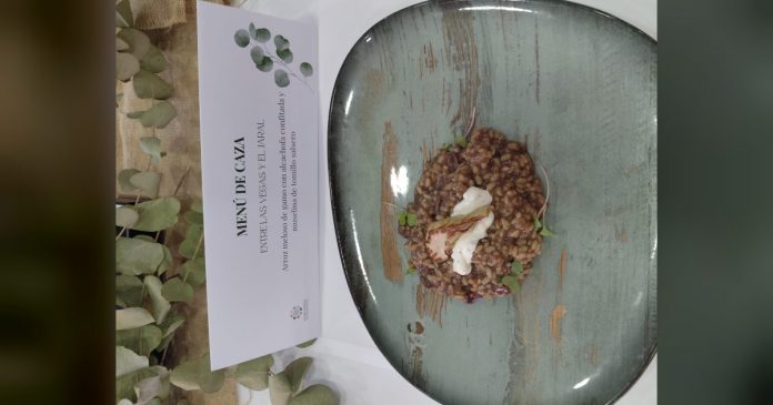 La Red de Hospederías de Extremadura presenta en FECIEX un menú cinegético que ensalza los sabores del territorio
