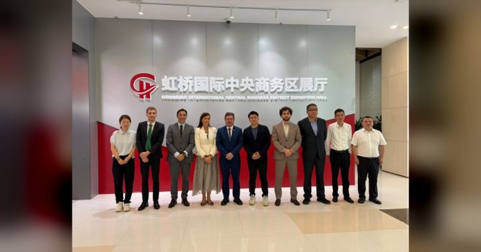 Santamaria presenta en Shanghai las oportunidades de inversion de Extremadura