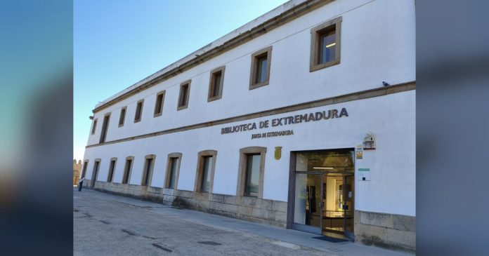 La Junta de Extremadura y la Biblioteca Nacional firman un acuerdo C de la institución cultural