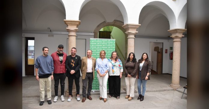 Laureano León afirma que la Residencia de Cine de Extremadura es una herramienta estratégica para proyectar la identidad de la región
