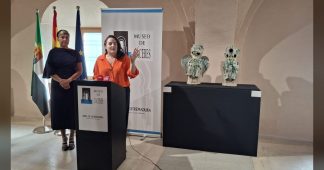 Patrimonio Cultural recupera dos gárgolas de cerámica vidriadas del Palacio de las Veletas y las incorpora a la colección permanente del Museo de Cáceres
