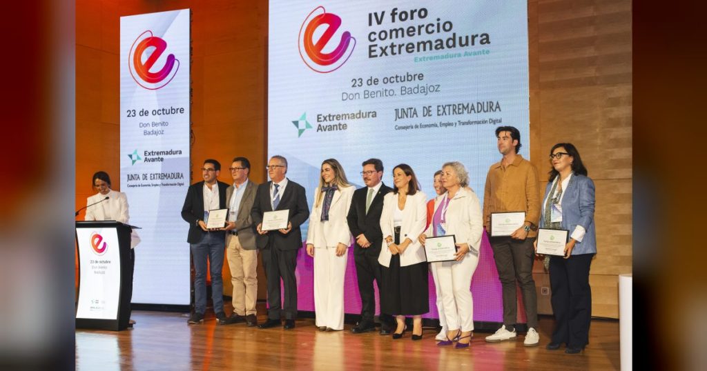 Santamaría destaca la capacidad de adaptación de los comerciantes y la importancia de combinar tecnología y consumo con cercanía y trato personal