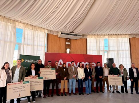 La Junta de Extremadura destaca el papel del emprendimiento local en la entrega de los premios ‘Impulsa tu Iniciativa Empresarial’ en Don Benito