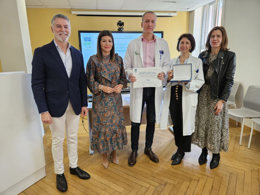 El Servicio de Farmacia del Complejo Hospitalario Universitario de Cáceres recibe el Sello de Calidad en Información al Paciente Oncohematológico