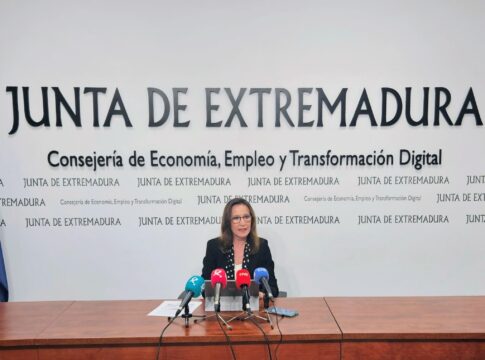 Extremadura registra en marzo la cifra de paro más baja de la serie histórica para este mes con 65.210 personas y lidera la bajada interanual en España
