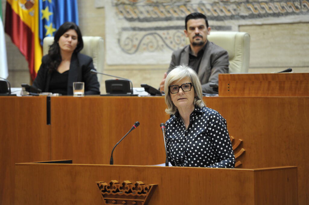 La Junta de Extremadura reafirma su compromiso con la juventud con más inversión, empleo y oportunidades en el 40º aniversario del CJEX