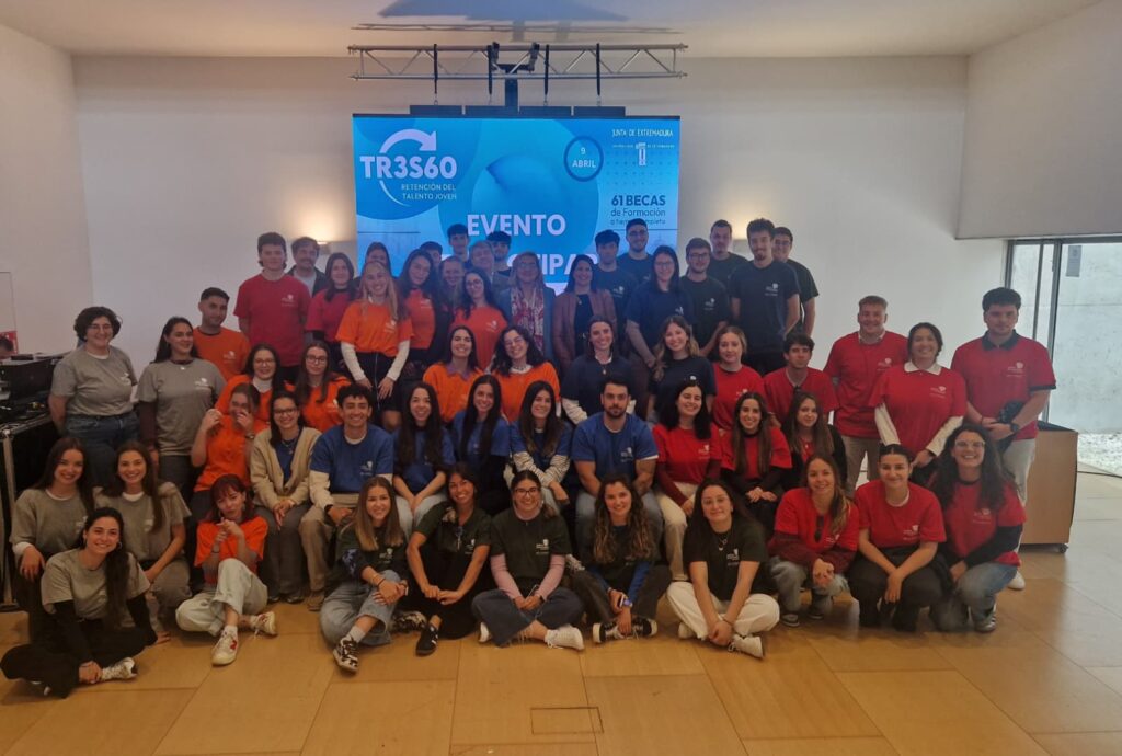 Más de medio centenar de egresados concluyen el I Programa de Retención del Talento Joven de Extremadura