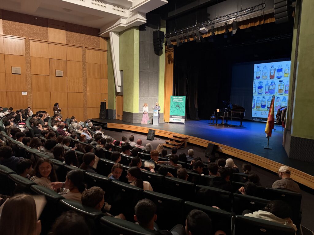 La Junta de Extremadura crea el I Premio Extremeño de Tebeo para fomentar la lectura en los jóvenes