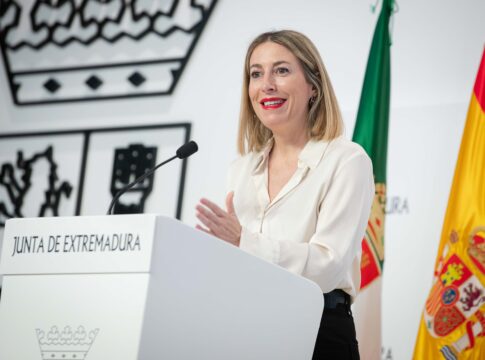 El nuevo gobierno de la Junta de Extremadura contará con diez consejerías, dos de ellas con rango de vicepresidencia