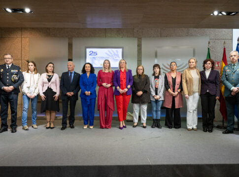 Guardiola defiende la eliminación de la violencia contra las mujeres de Extremadura como uno de los «objetivos prioritarios» de la Junta