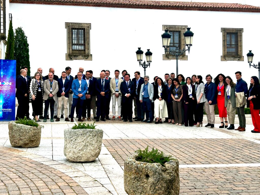 El consejero de Economía afirma que el Programa Orión representa una decisión estratégica de las empresas por crecer y competir