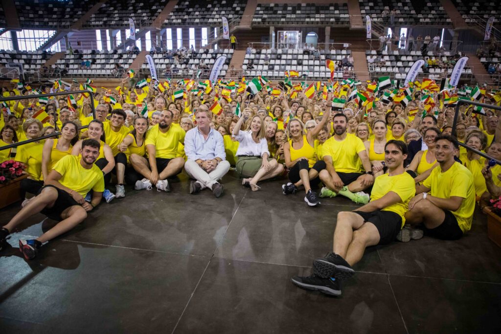 Guardiola destaca el éxito de la Campaña de Atención al Mayor de Badajoz y defiende que una sociedad se mide por cómo cuida y aprende de sus mayores