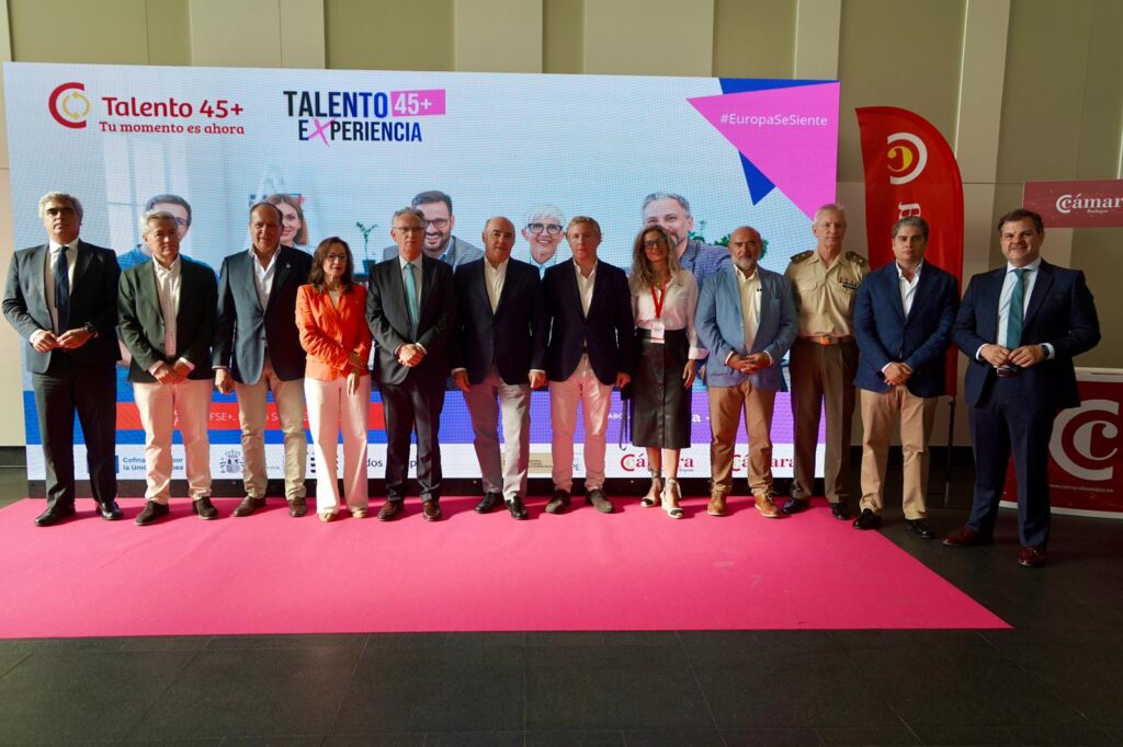 La Junta de Extremadura refuerza su compromiso con la empleabilidad de los mayores de 45 años