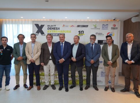 La Junta reafirma su apoyo a la Baja TT Dehesa Extremadura, una prueba que proyecta la imagen de la región al mundo