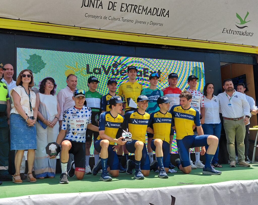 La Junta destaca el éxito de la Vuelta a Extremadura en una última etapa de gran nivel y con el impulso del deporte base