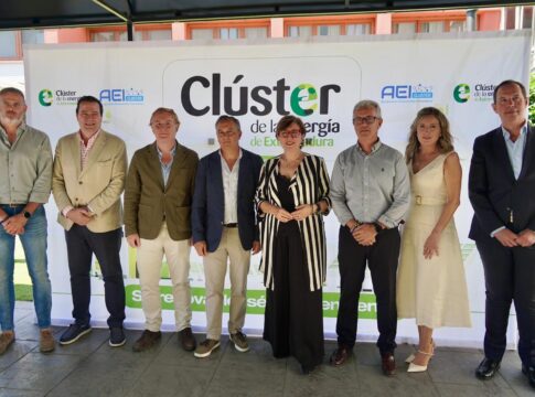 Mercedes Morán destaca que Extremadura es uno de los grandes polos energéticos de Europa por su capacidad de generación e innovación