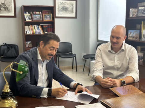 La Junta de Extremadura formaliza un préstamo participativo de 2 millones de euros para acompañar la inversión industrial de Secalto en Granja de Torrehermosa