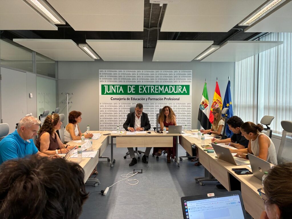 Educación ofrece cinco programas para mejorar el bienestar emocional y el éxito educativo