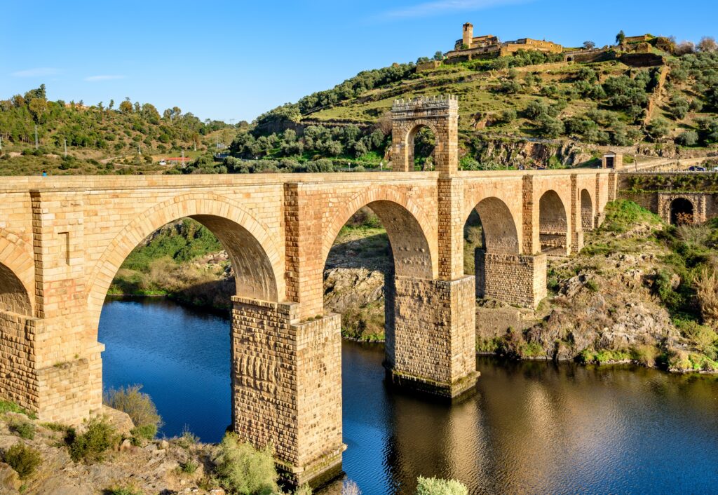 Los viajeros aumentan el 22,5% en los alojamientos extrahoteleros de Extremadura en mayo y es la comunidad que más crece en este aspecto