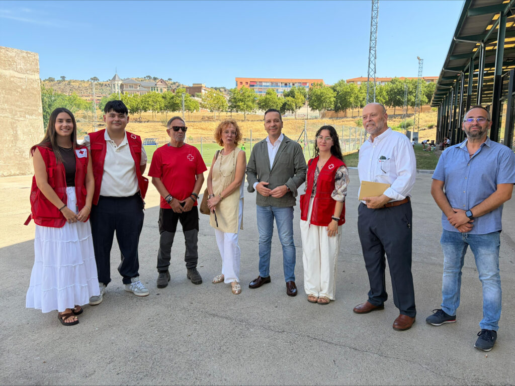 El vicepresidente Óscar Fernández Calle destaca el compromiso de la Junta de Extremadura con la infancia durante su visita al Espacio Educativo Saludable de Plasencia