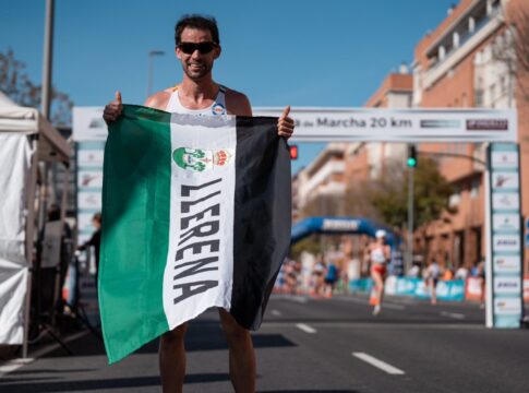La Junta trabaja en un nuevo programa de apoyo a deportistas de alto rendimiento en Extremadura