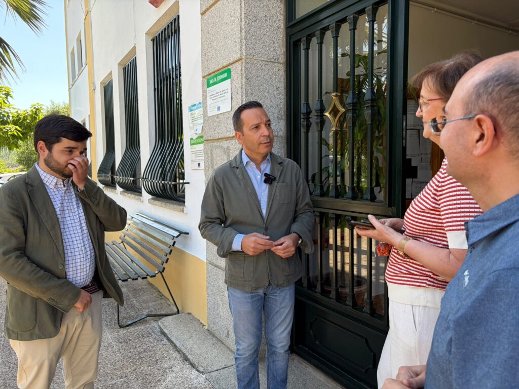 Fernández Calle anuncia un informe jurídico para estudiar si la Ley de Nietos invade competencias autonómicas