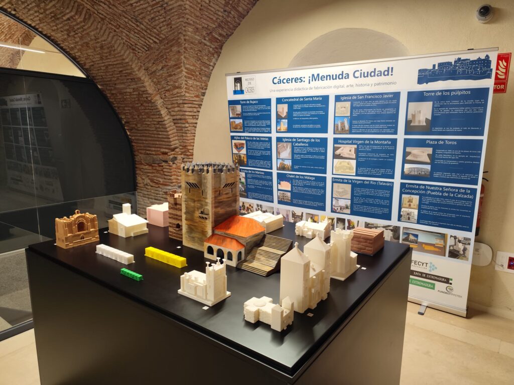 La exposición ‘Menuda ciudad’ muestra en el Museo de Cáceres el patrimonio extremeño a través de la fabricación digital