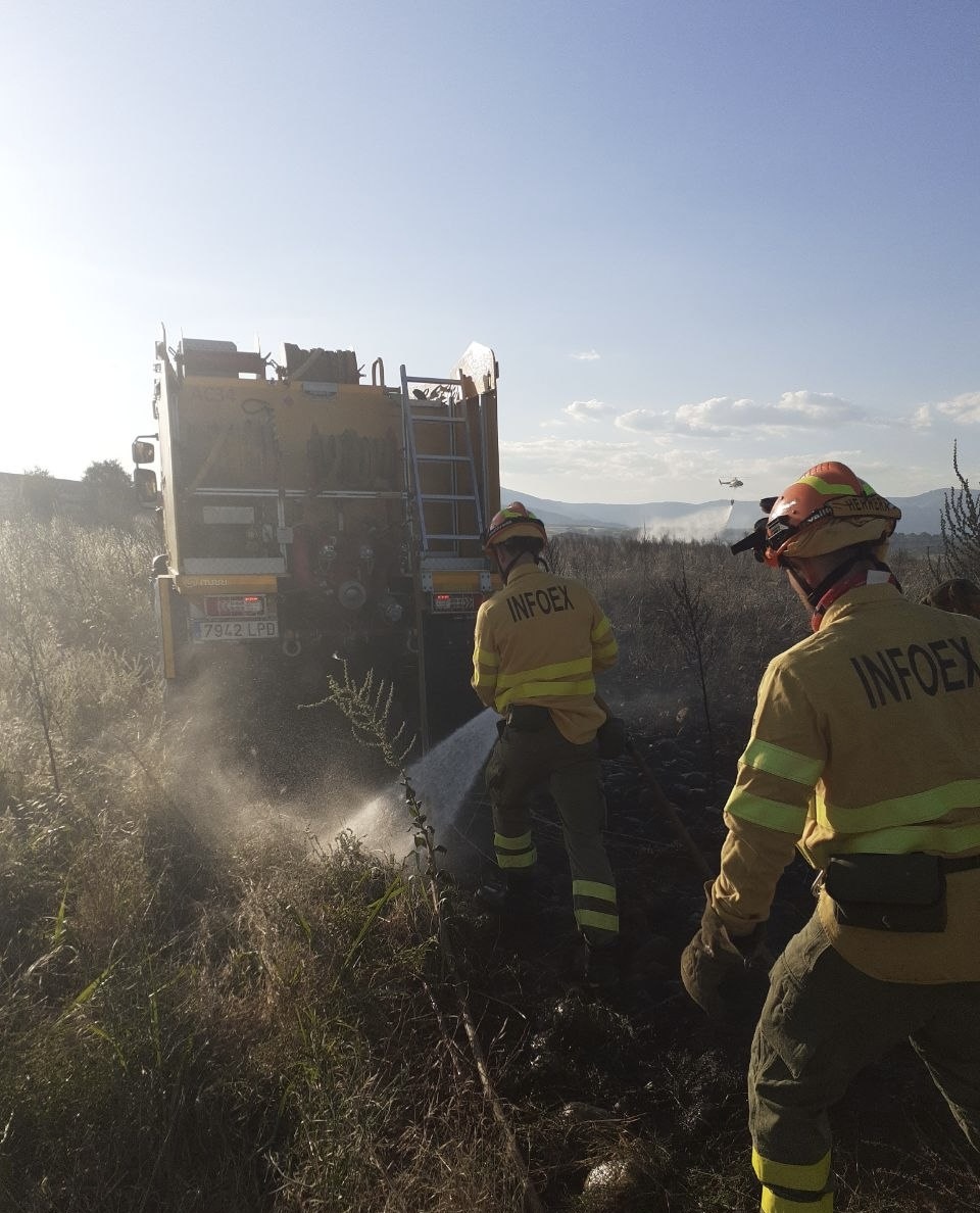 El Infoex interviene en 23 incendios forestales durante la última semana
