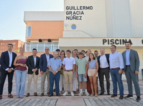La Junta de Extremadura da el nombre del nadador Guillermo Gracia Núñez a la piscina climatizada del CNTD ‘Ciudad Deportiva’ de Cáceres