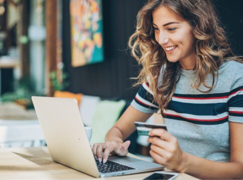 El INCOEX advierte de cambios en las compras online extracomunitarias por la entrada en vigor del nuevo arancel de 3 euros