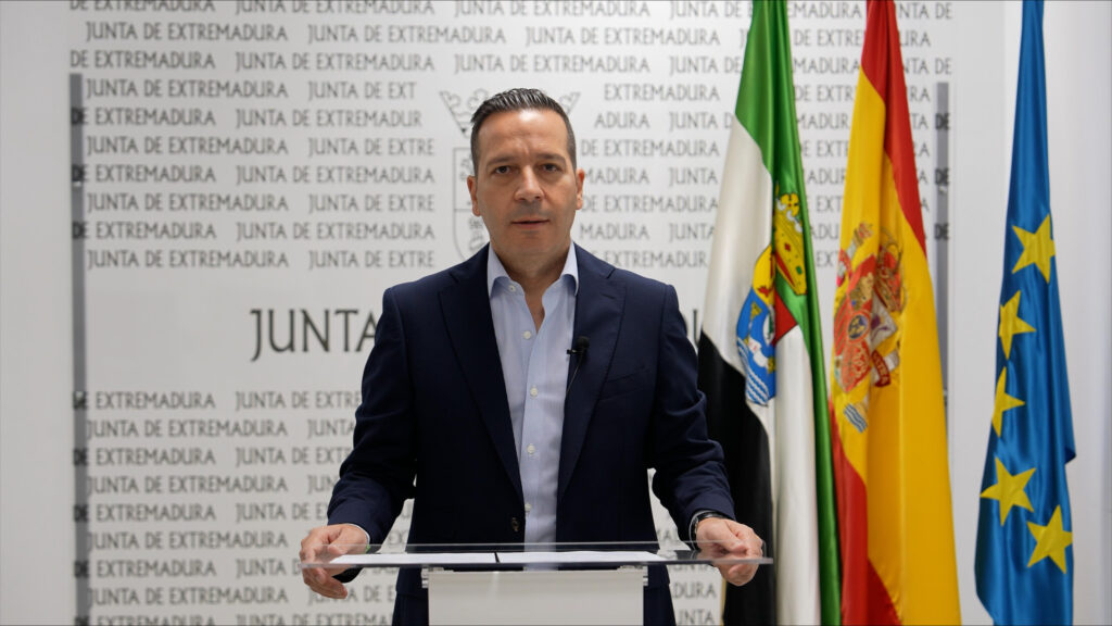 La Junta de Extremadura inicia su estrategia de desregulación para simplificar los trámites administrativos y acercar la Administración a los ciudadanos