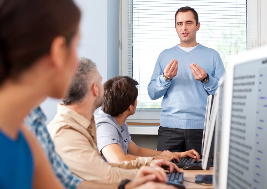 La Junta de Extremadura destina 7 millones de euros a programas de formación para personas trabajadoras ocupadas