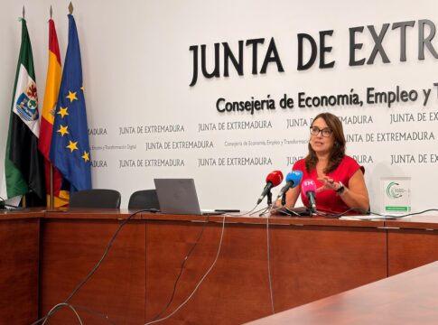 La Junta de Extremadura certifica a 63 empresas como socialmente responsables que alcanzan a cerca de 9.000 trabajadores