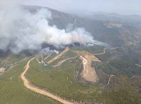 (ACTUALIZACIÓN) La Junta de Extremadura amplía la situación operativa 2 del Plan Infocaex por el incendio forestal de Pinofranqueado