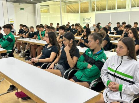 Un total de 58 deportistas de alto rendimiento se formarán en la Residencia Estable de Deportistas del CNTD de Cáceres en la temporada 26-27